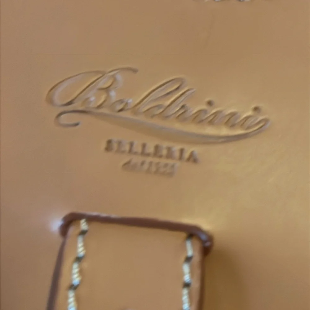 Saddle Tan Leather Women's Bag - Picture 9 of 10